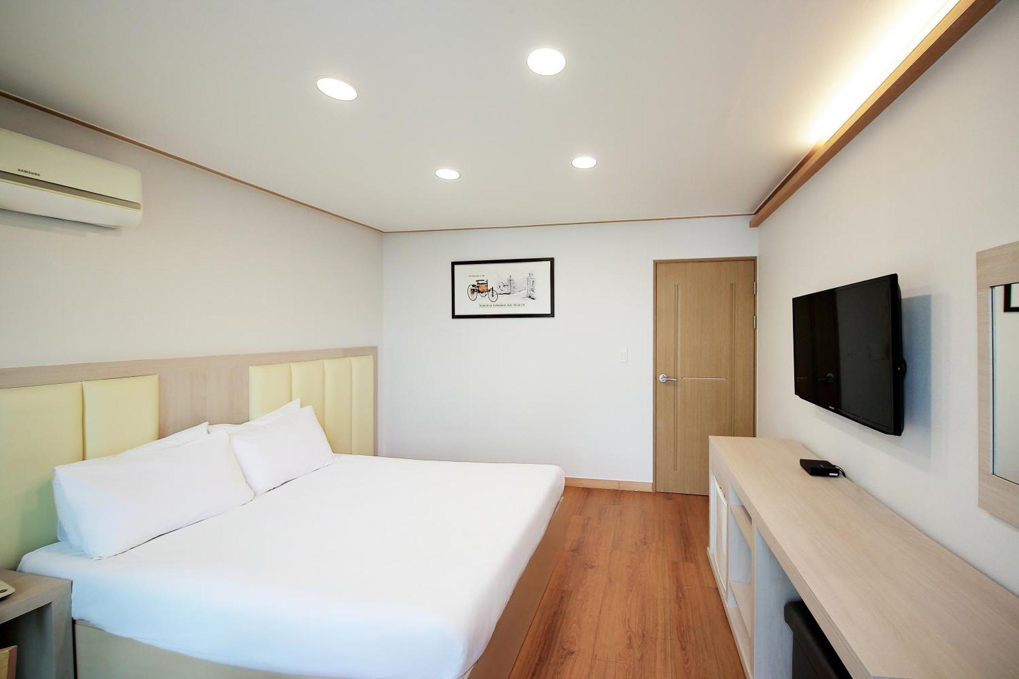 Shin Shin Hotel Jeju City Εξωτερικό φωτογραφία